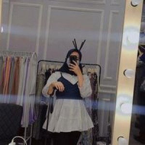 Fitri Yani profile icon