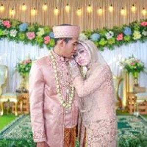 Indah Fatmawati profile icon