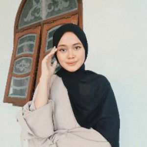 Elly Karunisa profile icon