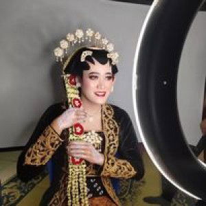 Winda Anis profile icon