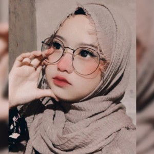 Siti Nurr profile icon