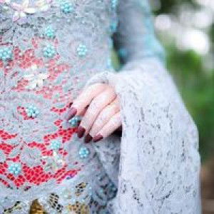 Titi Atika profile icon