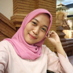 Eva Khusnul profile icon