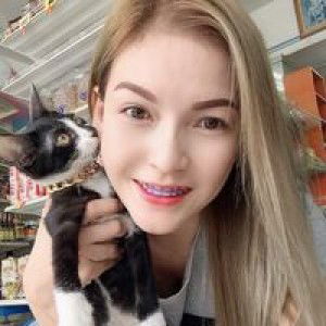 Nira Mol profile icon