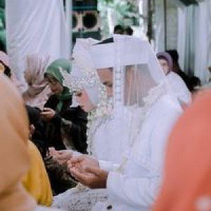 Resy Ayu Pujiastuti profile icon