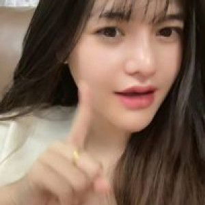 ใบ ม่อน profile icon