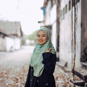 Izyan Suri profile icon