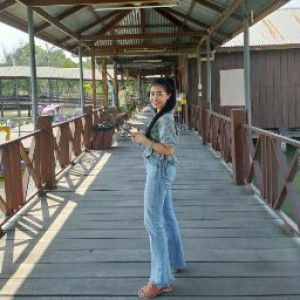 Natchaya Phuchana profile icon