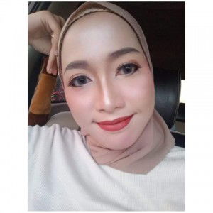 Aprilia Prhisma Saputri profile icon