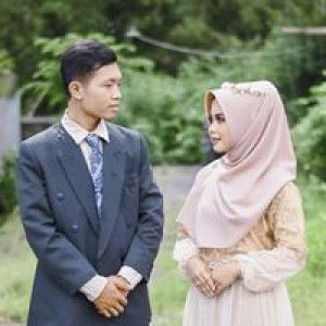 Ayu Andhira Dewi profile icon