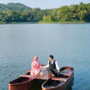 Eva Puspita Dewi profile icon