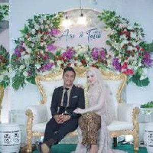 Tutik Haryanti profile icon