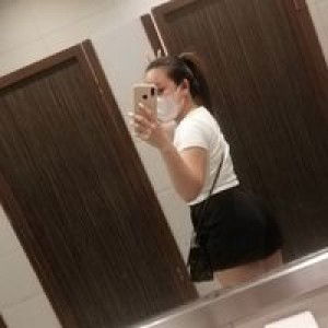 Darlene Jade Rayos profile icon