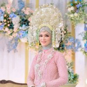 Dwi Indriani Adm profile icon