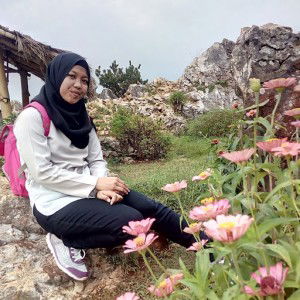 dewi masithoh profile icon