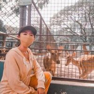 RheNii Anggrainii profile icon