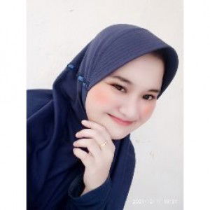 Annisa Fadilla Nur Aini Official profile icon