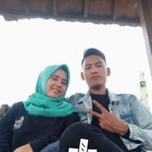 Sely Fitria profile icon