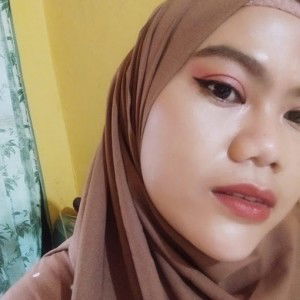 Yulyanti profile icon