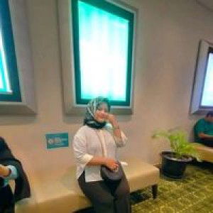 Deviartika Iman profile icon