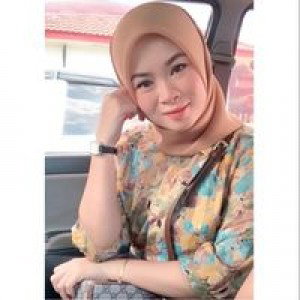Nur Juliani profile icon