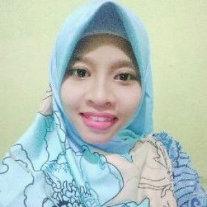 Devi Trianingsih profile icon