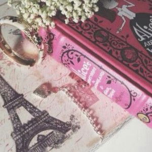 Nur Juliana profile icon