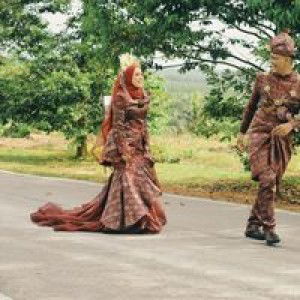 Farisha Adzreen profile icon