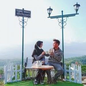 Indah Al-Maghribi profile icon