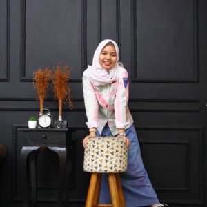 Lia Dewi profile icon