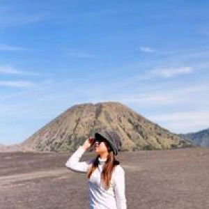 Rina Arum Sari profile icon