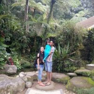 Aprina Untari profile icon