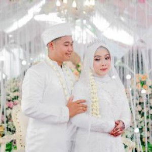 SitiNur Azizah profile icon