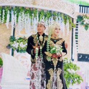 Cunil Aprili profile icon