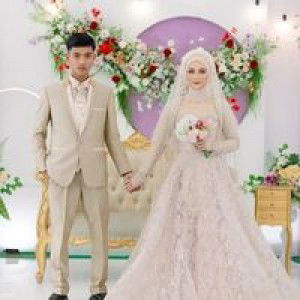 Elsa Efrida profile icon