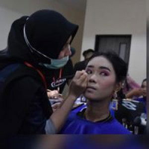 Yeny Fitria profile icon