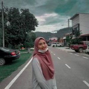 Izma Norsyahira profile icon