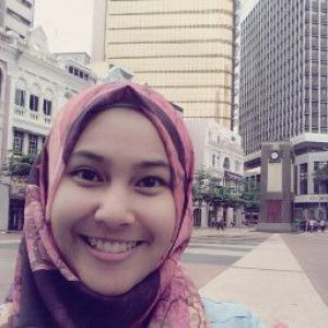 Putri Cru profile icon