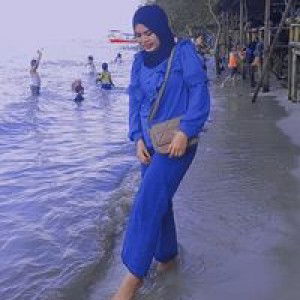 Rati Dewi Astuti profile icon