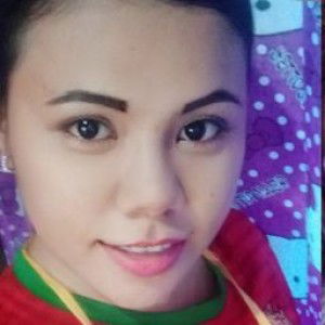 Riana Safitri profile icon