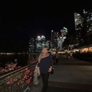 Khairun Niesa profile icon