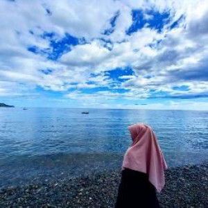 Rini Anggriani profile icon