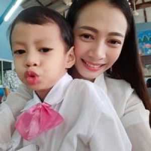 แม่น้อง โอโซน profile icon