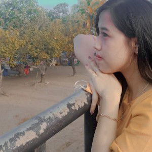 Intan Risma profile icon