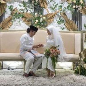 Hyzra Asad profile icon