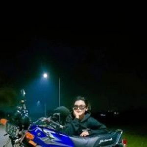 Ayu Purwanti profile icon