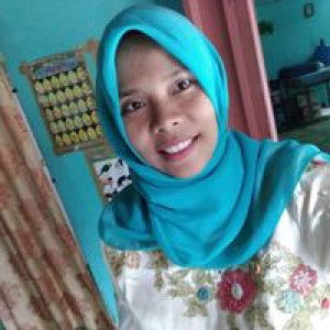 Putri Yeni Suhatril II profile icon