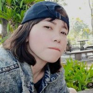 Bee Bee profile icon