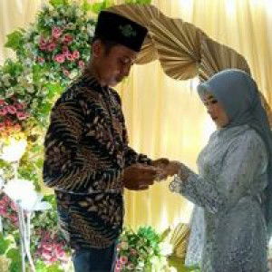 Diah Nur'aini profile icon