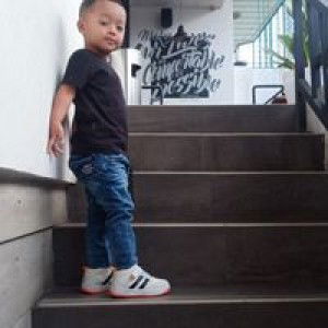 Lheny Herllina profile icon